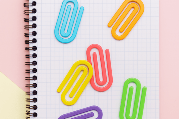 3D Paperclip, Minimal Paperclip: Elevate Your Desk with This Sleek Design